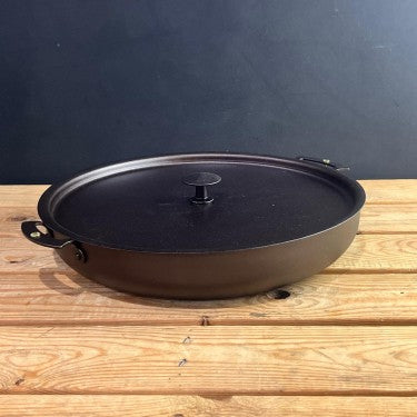 NFS-475 Netherton Foundry 13" chef's prospector casserole