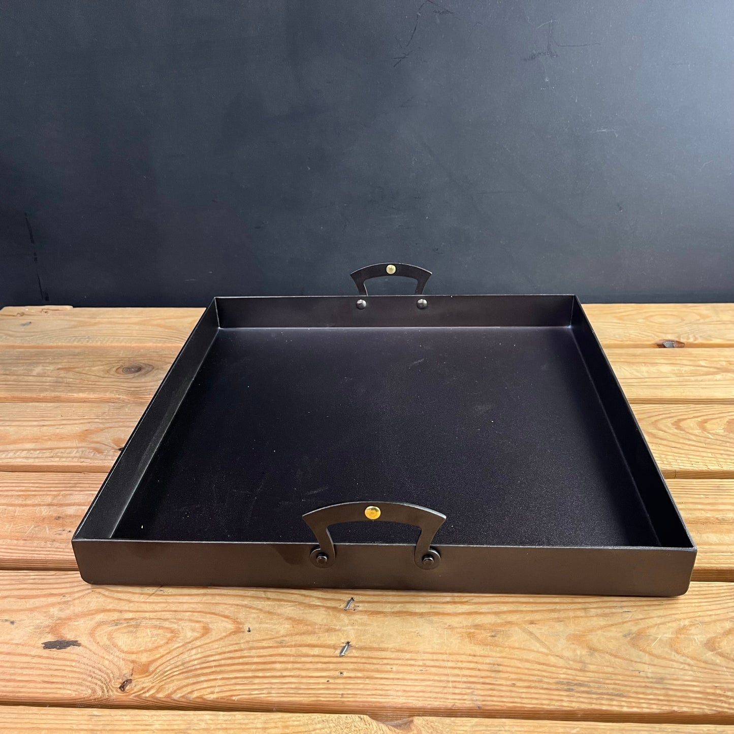 NFS-464 Netherton Foundry large square roasting and baking tray