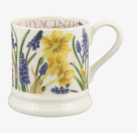 Tete-A-Tete & Grape Hyacinth 1/2 Pint Mug
