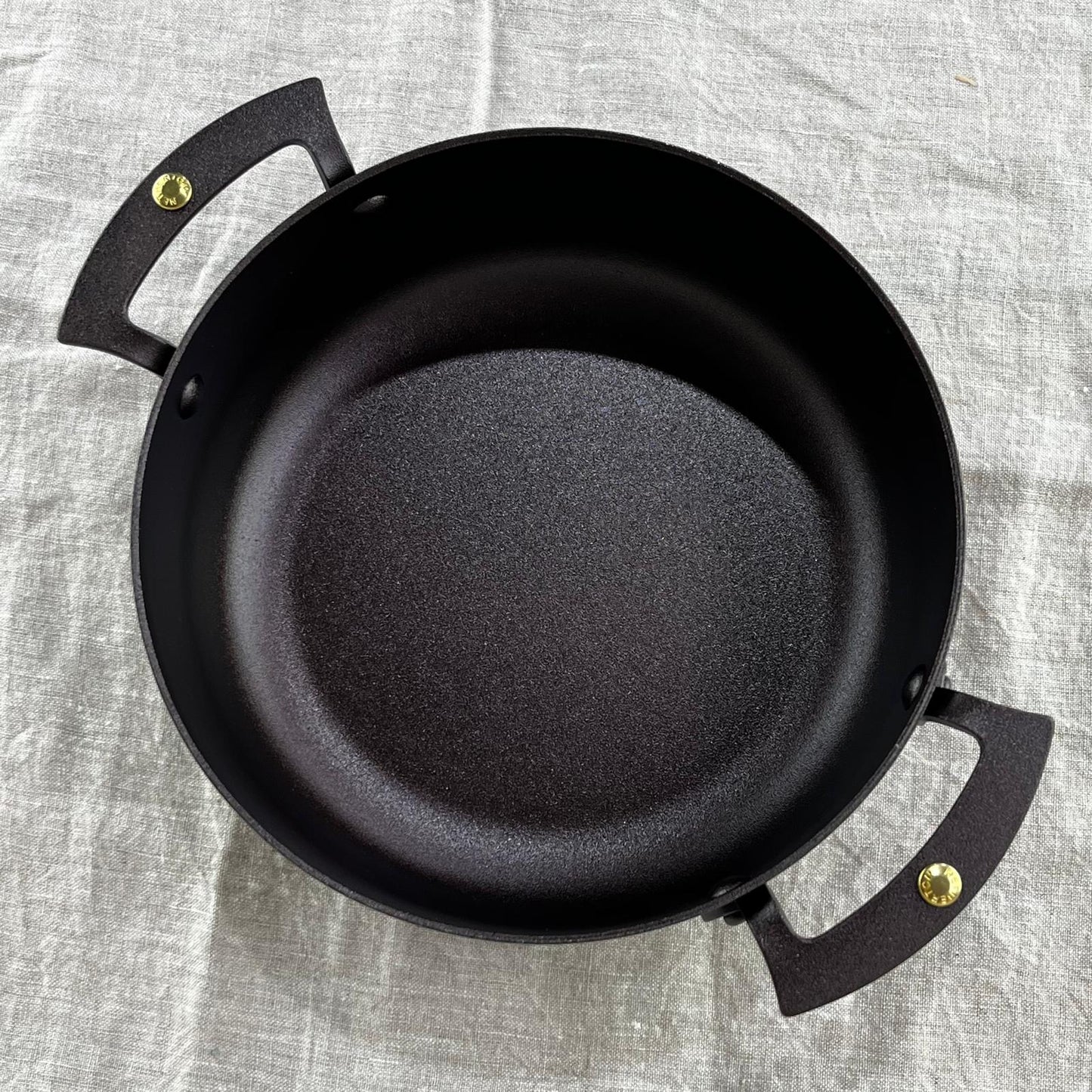 NFS-496 Netherton Foundry 7" sauteuse prospector pan spun iron, double handled & oven safe