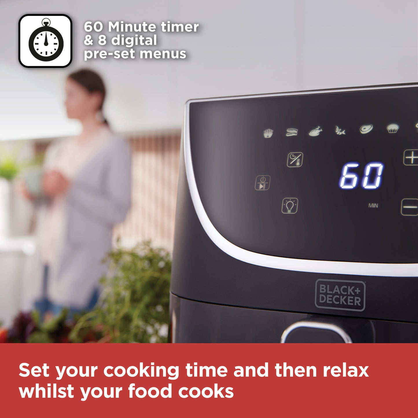 5056462360331 Black & Decker 6L Digital Air Fryer with Window Black BXAF17093GB Brambles Cookshop 4