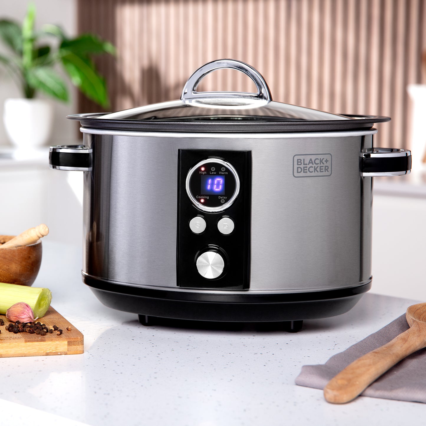 5056462310152 Black & Decker 6.5 Litre Digital Slow Cooker BXSC16045GB Brambles Cookshop 10