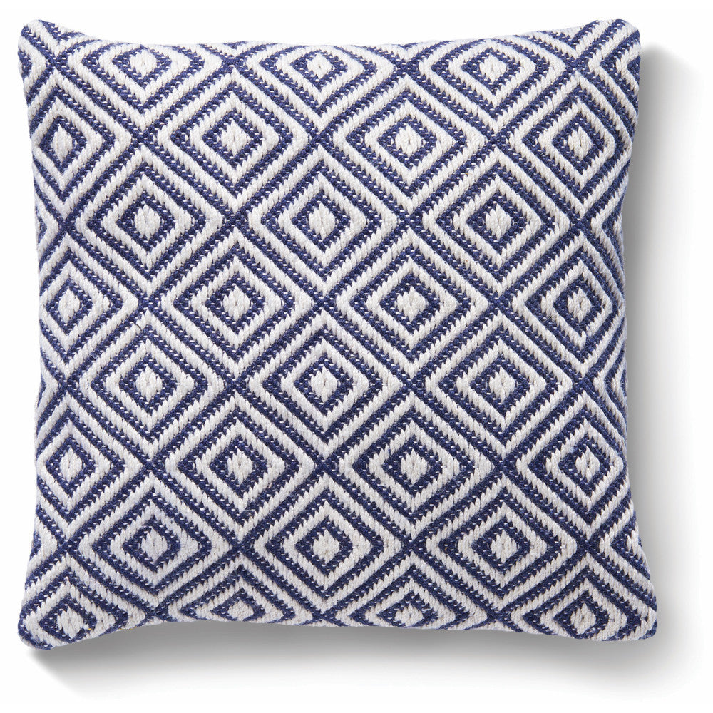 5026134541115 PT541115 Hug Rug Woven Diamond Cushion Navy 45X45cm