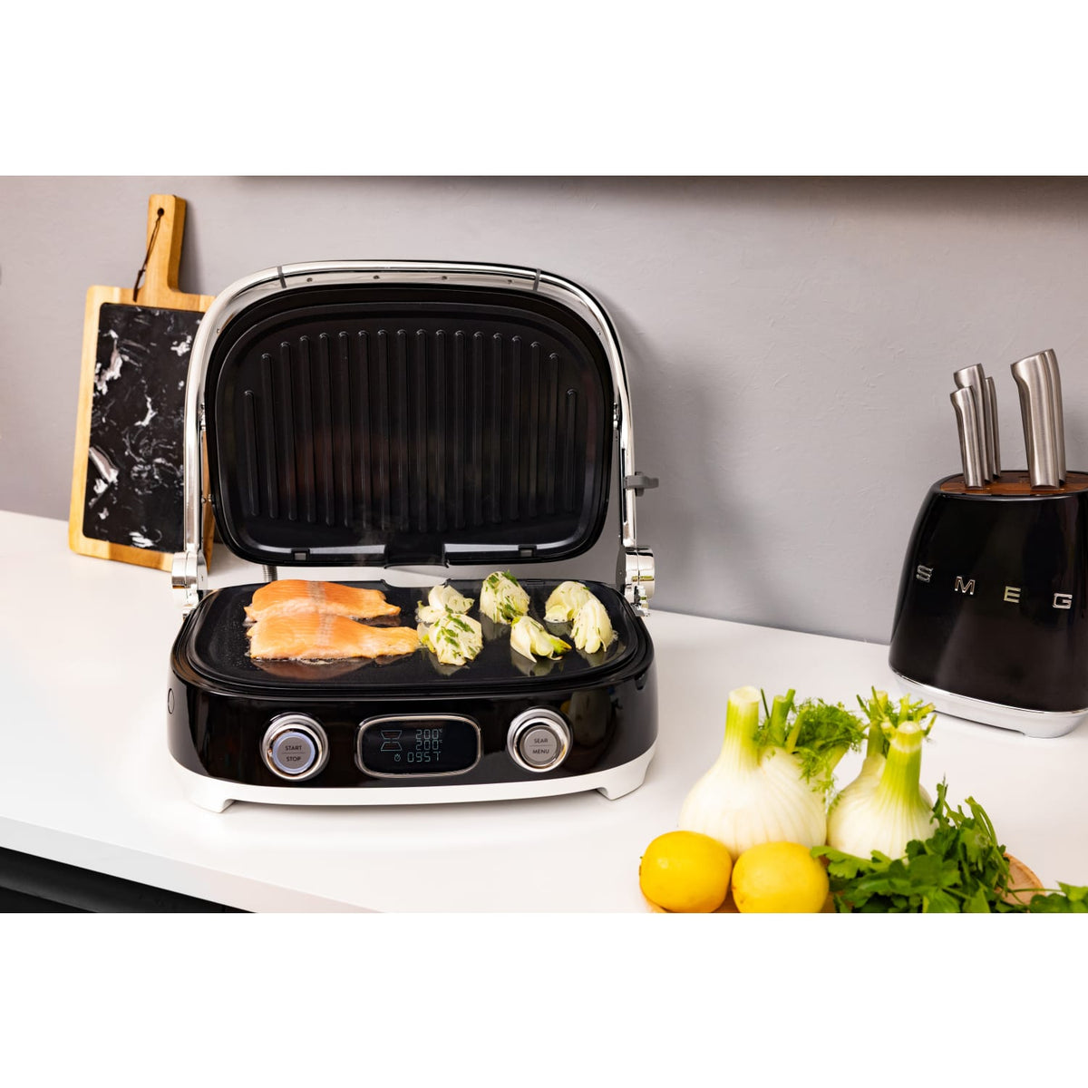 Multiuse Grill in Black
