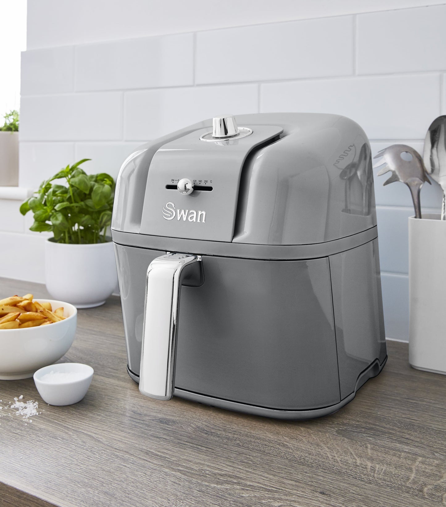 5055322539597 SWAN Swan Retro Manual Air Fryer - Grey SD10510GRN Brambles Cookshop 2