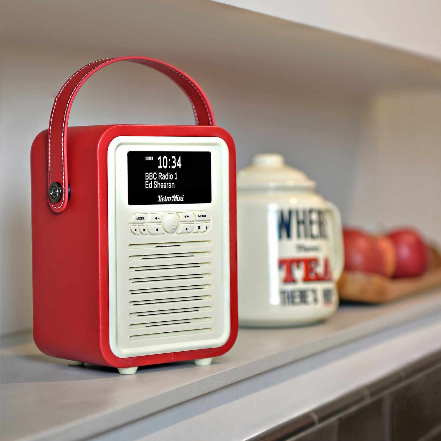 5060169713314 VQ Retro Mini DAB Radio Red VQMINIRD Brambles Cookshop 2