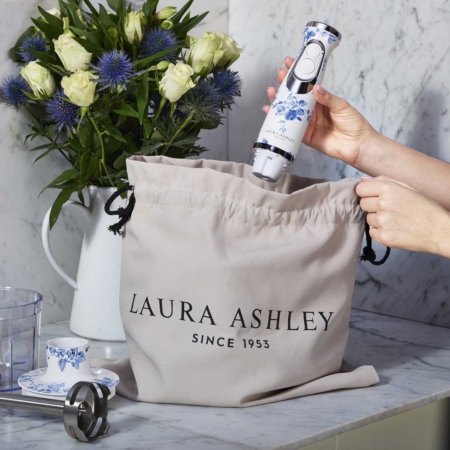 5060706036210 VQ Laura Ashley 4 in 1 Hand Blender China Rose VQSBHB219LACR Brambles Cookshop 4