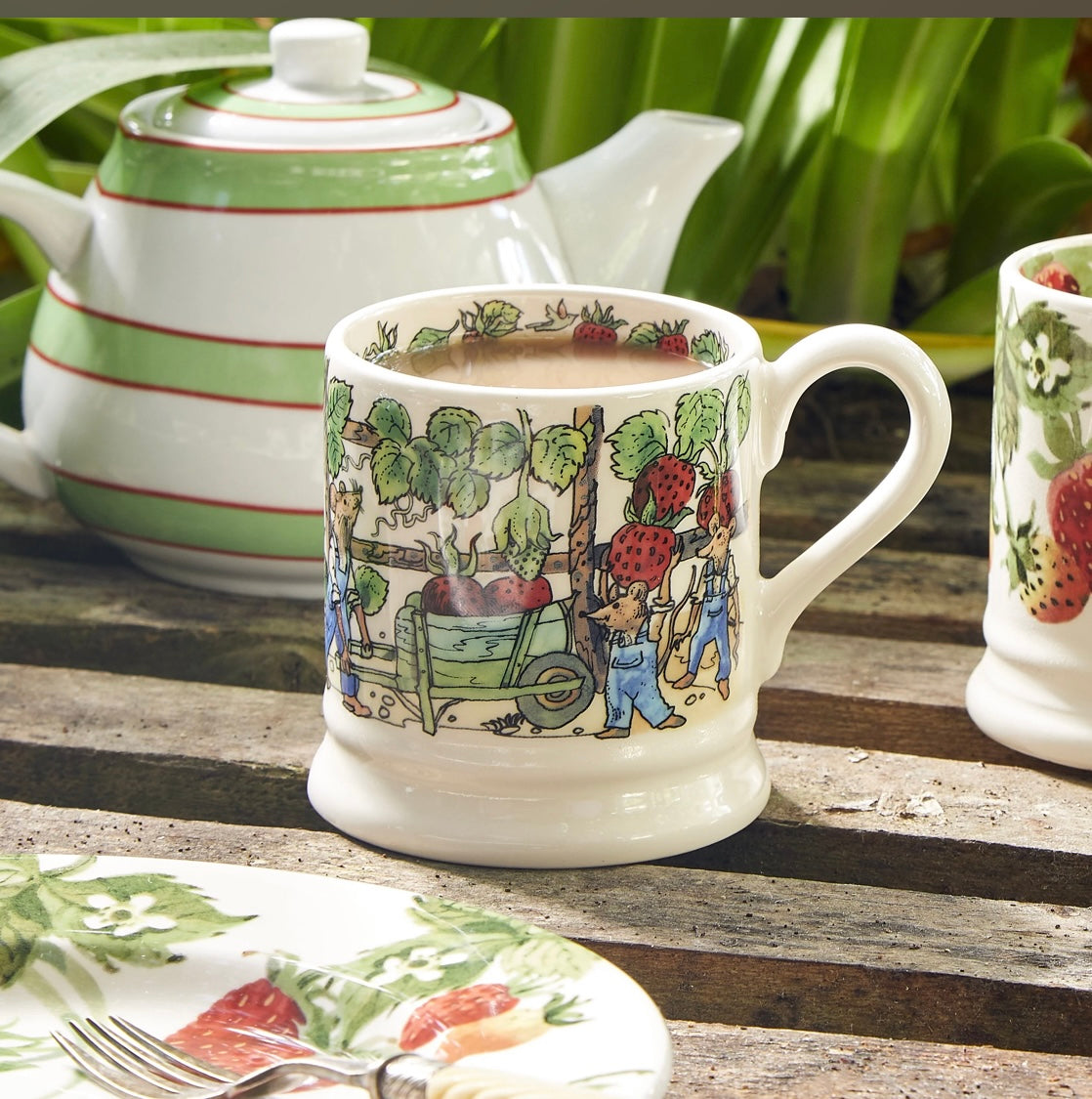 Fruit Picking 1/2 Pint Mug