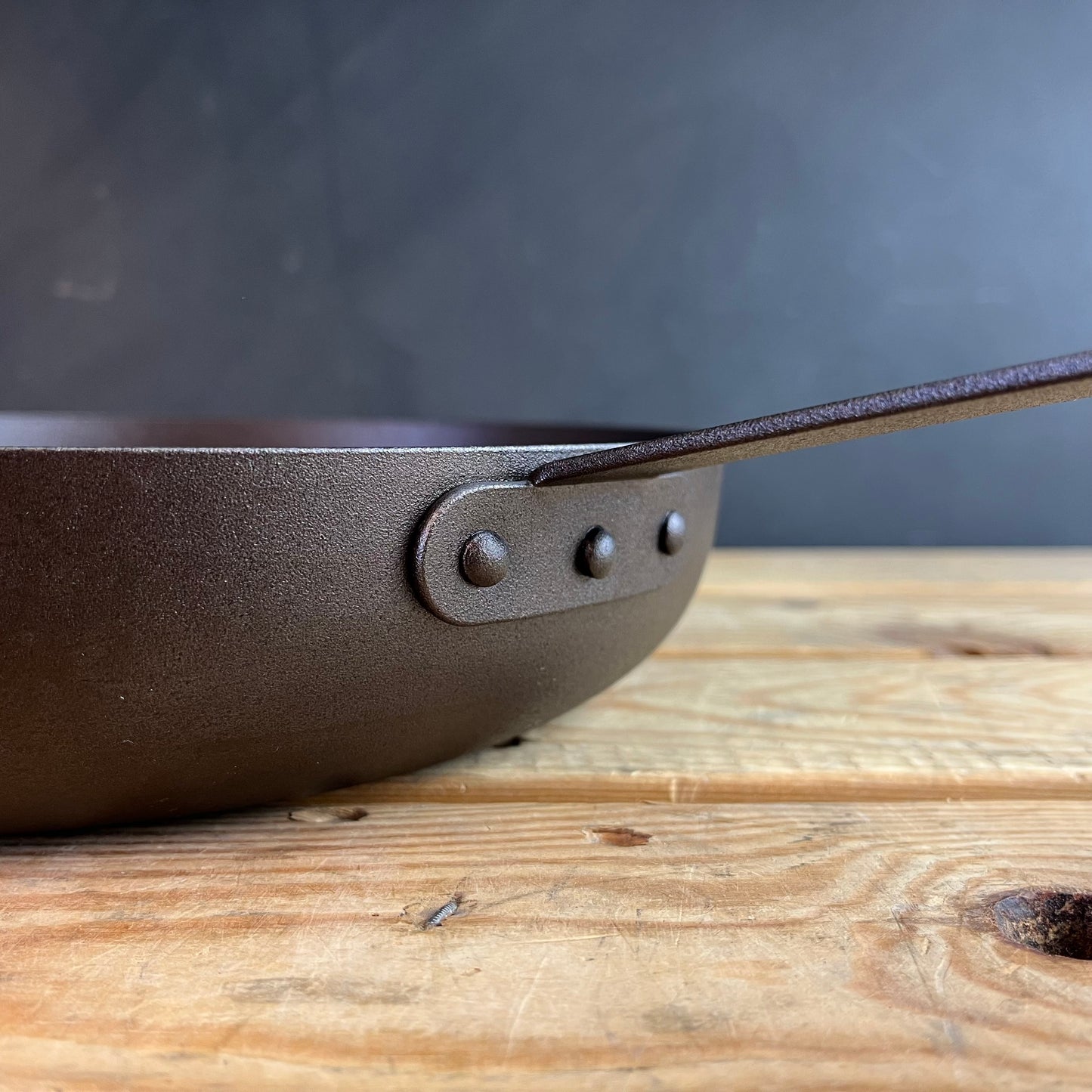 Netherton Foundry 11" (28cm) Spun Iron Chef's pan