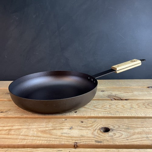 Netherton Foundry 11" (28cm) Spun Iron Chef's pan