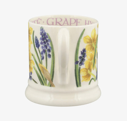 Tete-A-Tete & Grape Hyacinth 1/2 Pint Mug
