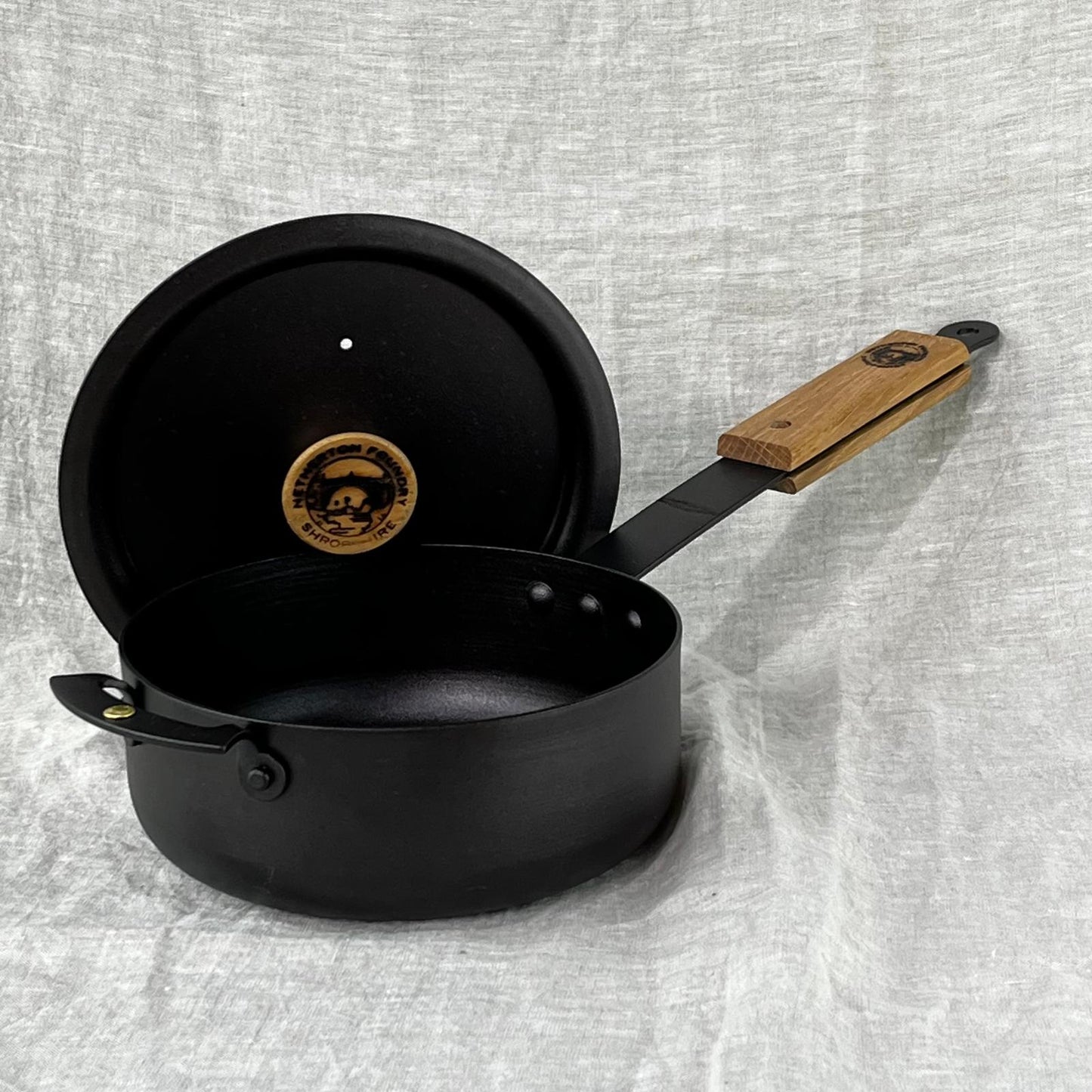 NFS-499FH Netherton Foundry 7" sauteuse pan with lid