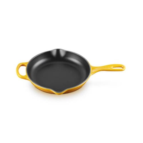 Le Creuset Signature Nectar Cast Iron 23cm Skillet