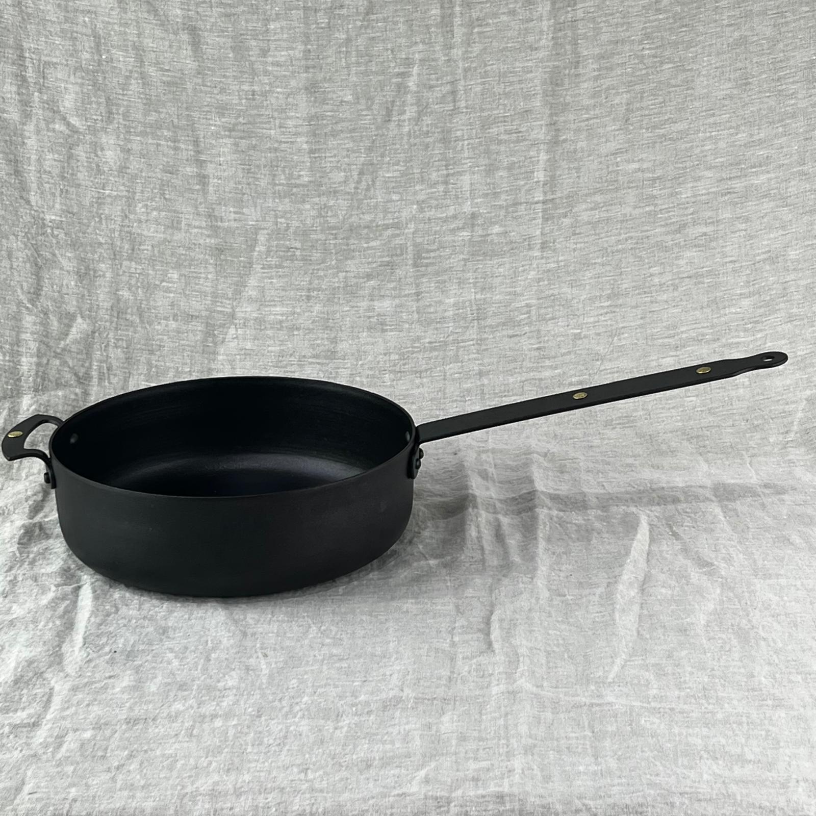 NFS-490FH Netherton Foundry 9" oven safe  sauteuse pan