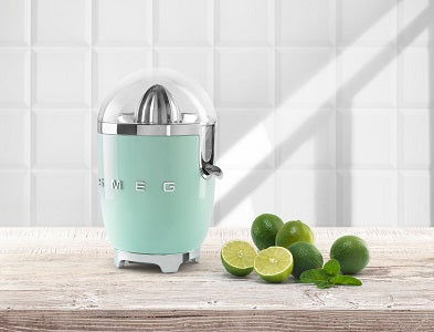 8017709234348 SMEG Citrus Juicer Pastel Green CJF01PGUK Brambles Cookshop 6