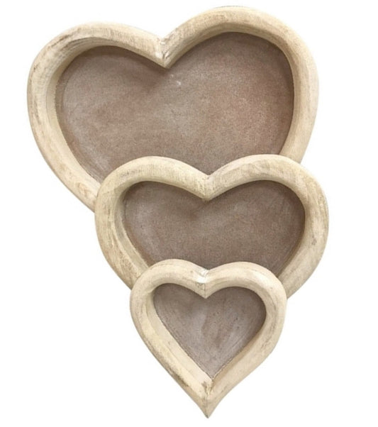 5024418729877 Geko Three Wooden Heart Trays brambles cookshop 475