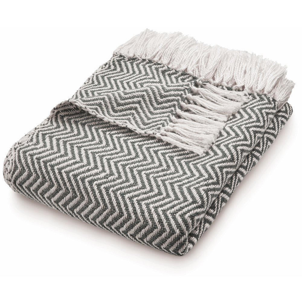 5026134562226 PT562226 Hug Rug Woven Herringbone Throw Warm Grey 130X180cm