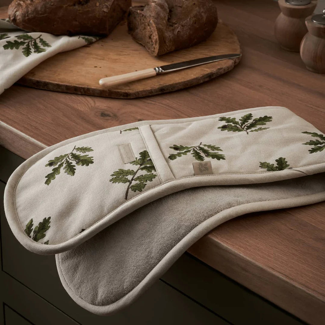 Sophie Allport Acorn & Oak Leaves Double Oven Glove