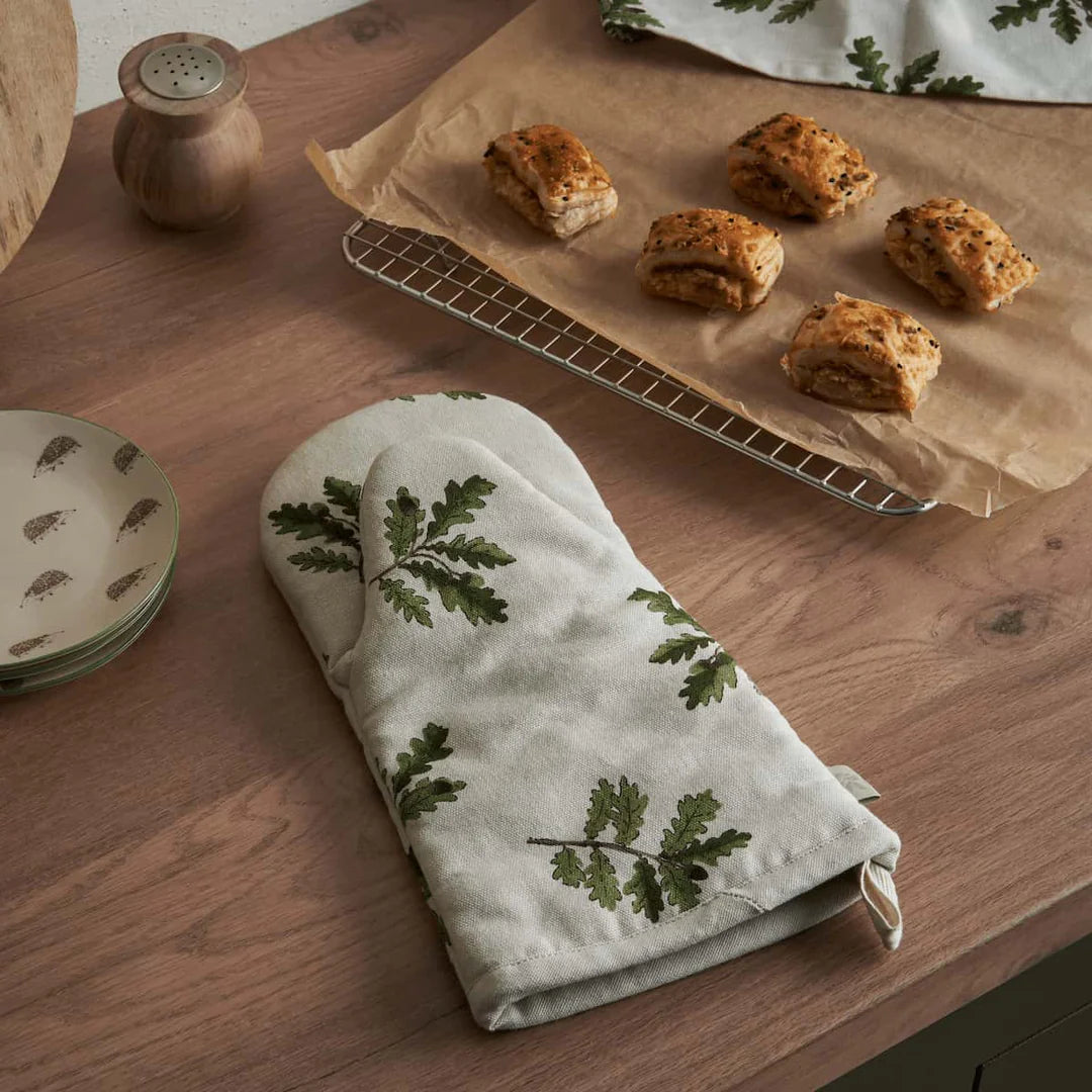 Sophie Allport Acorn & Oak Leaves Oven Mitt