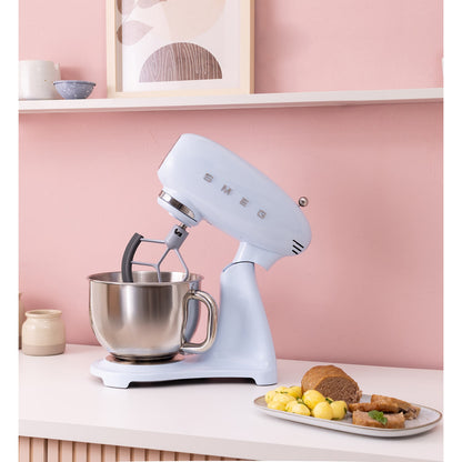 Stand Mixer in Pastel Blue
