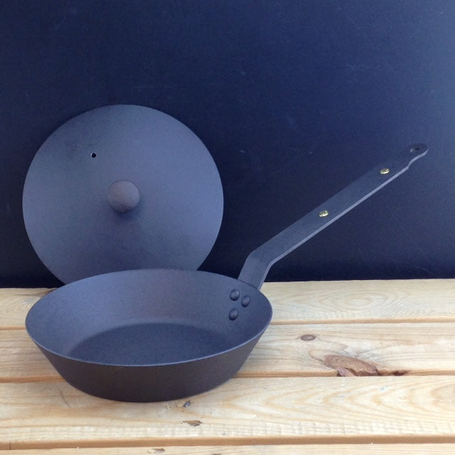 Netherton Foundry 8" (20cm) ovensafe sauté pan frying pan with lid spun iron 5413346246110 NFS-211 1