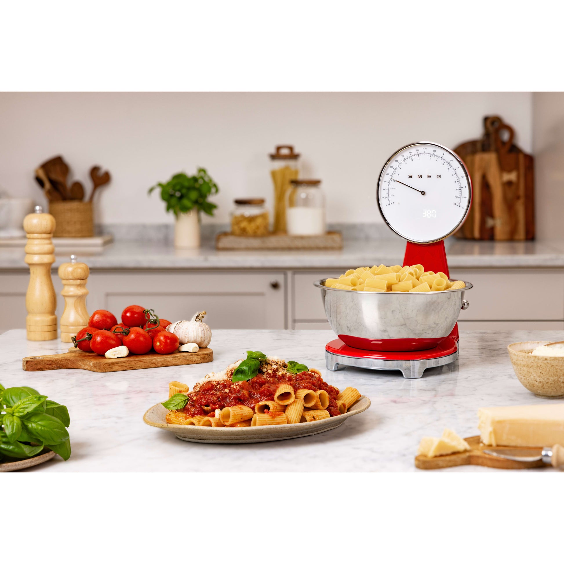 Smeg Kitchen Scales in Red KSF01RDWW