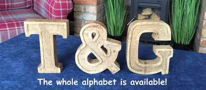 5055851611276 Geko Hand Carved Wooden Embossed Letters Love brambles cookshop 310