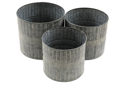 5024418459934 Geko Set of Three Metal Zinc Garden Planters brambles cookshop 481