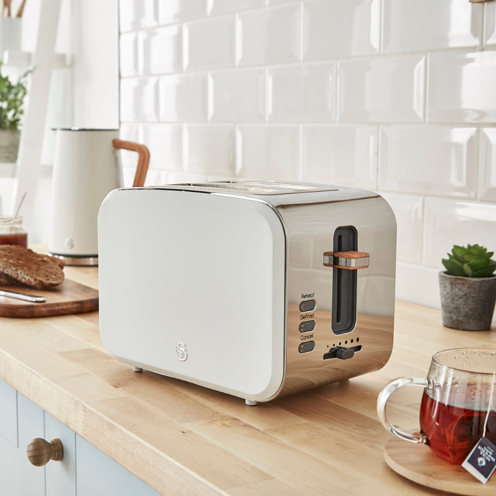 5055322531560 SWAN 2 Slice Nordic Style Toaster - White ST14610WHTN Brambles Cookshop 10