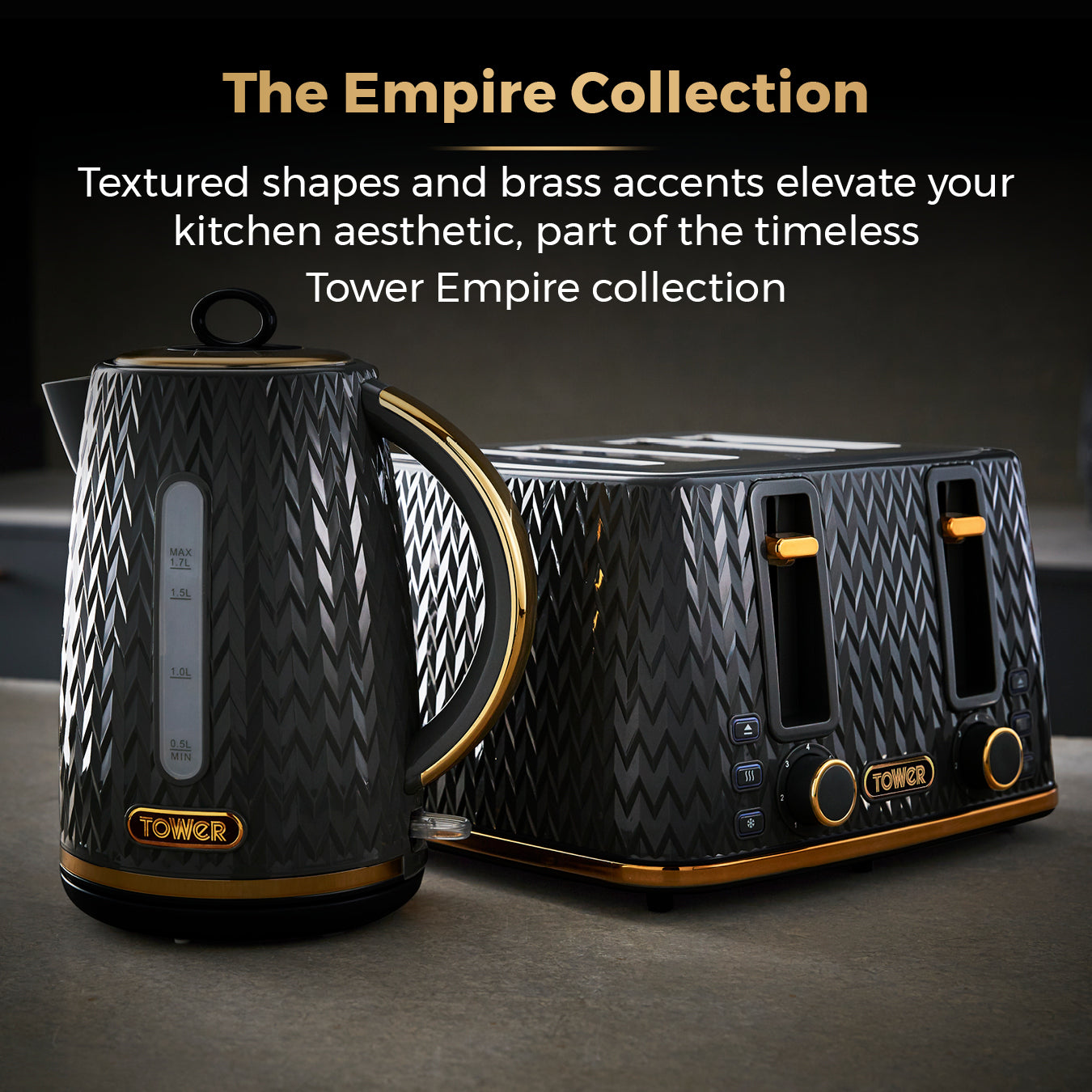 5056032985421 TOWER Empire 4 Slice Toaster Black with Brass Accents T20061BLK Brambles Cookshop 3