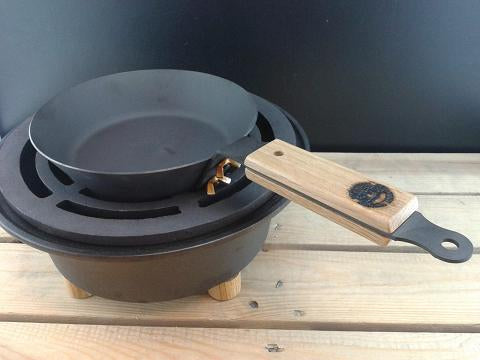 Netherton Foundry 8" (20cm) Spun Iron Glamping Pan with lid