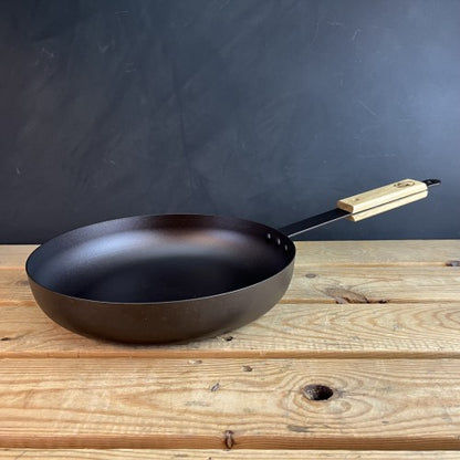 11" (28cm) Spun Iron Chef's pan