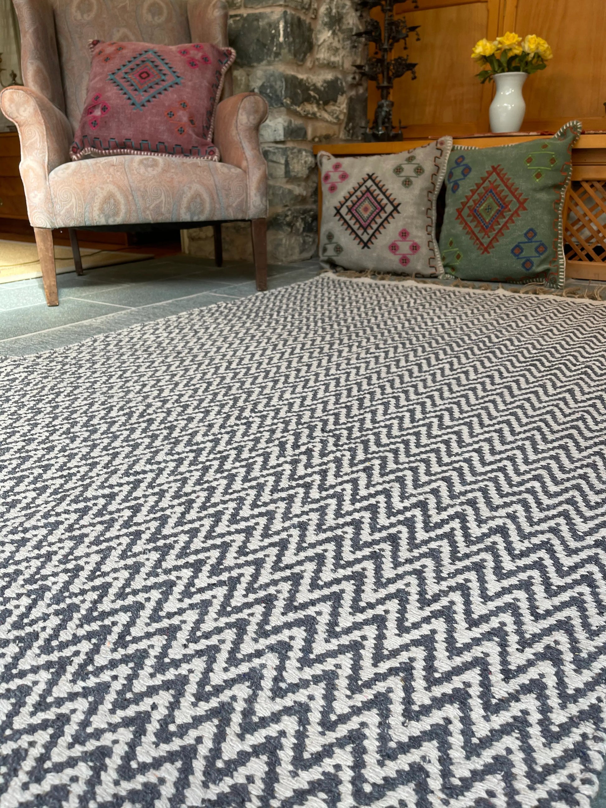 Second Nature Greta Soft Rug Dark Grey Cotton Yarn Herringbone 90cm x 150cm