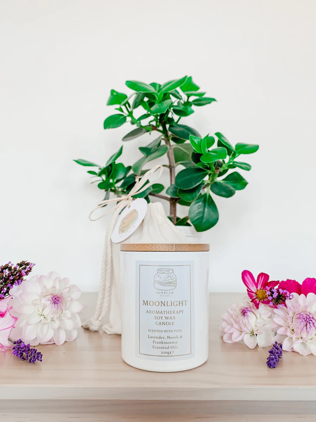 Sunbream Natural Deluxe Aromatherapy Candle | Moonlight